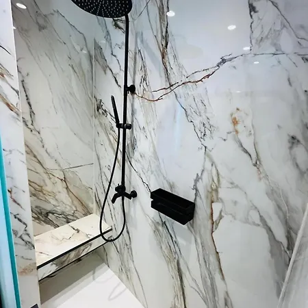 3 Pièces En Cœur De *