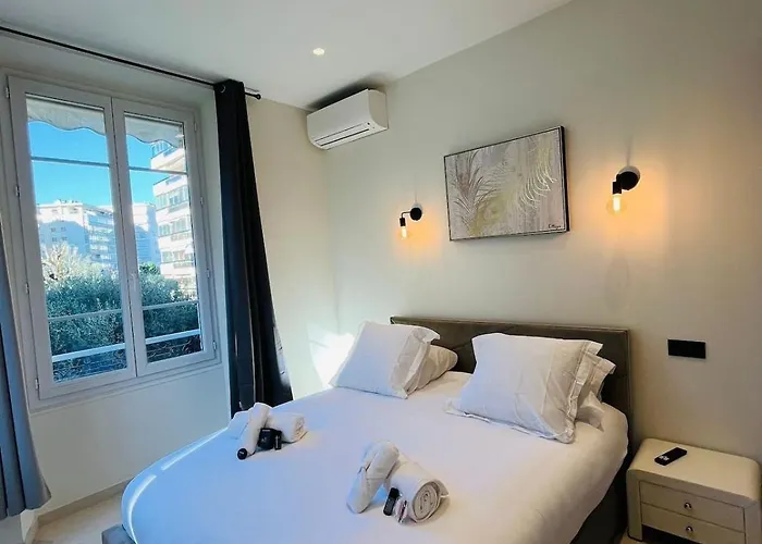 Apartment 3 Pieces En Coeur De Cannes