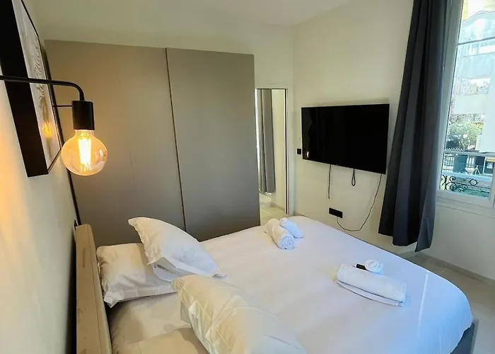 Apartment 3 Pieces En Coeur De Cannes